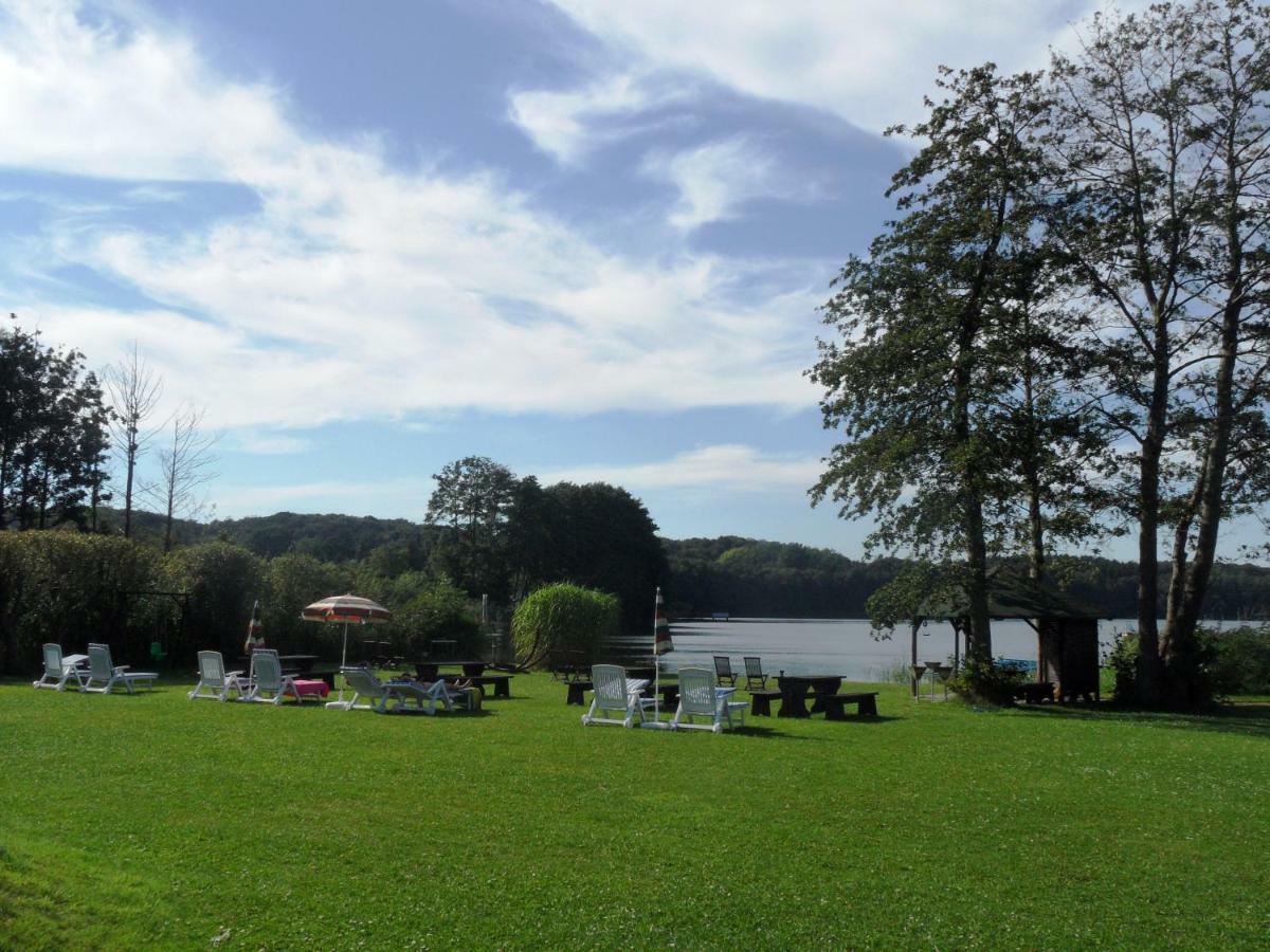 Ferienwohnungen Direkt Am See Bei Den Kaiserbaedern Heringsdorf  Exteriér fotografie